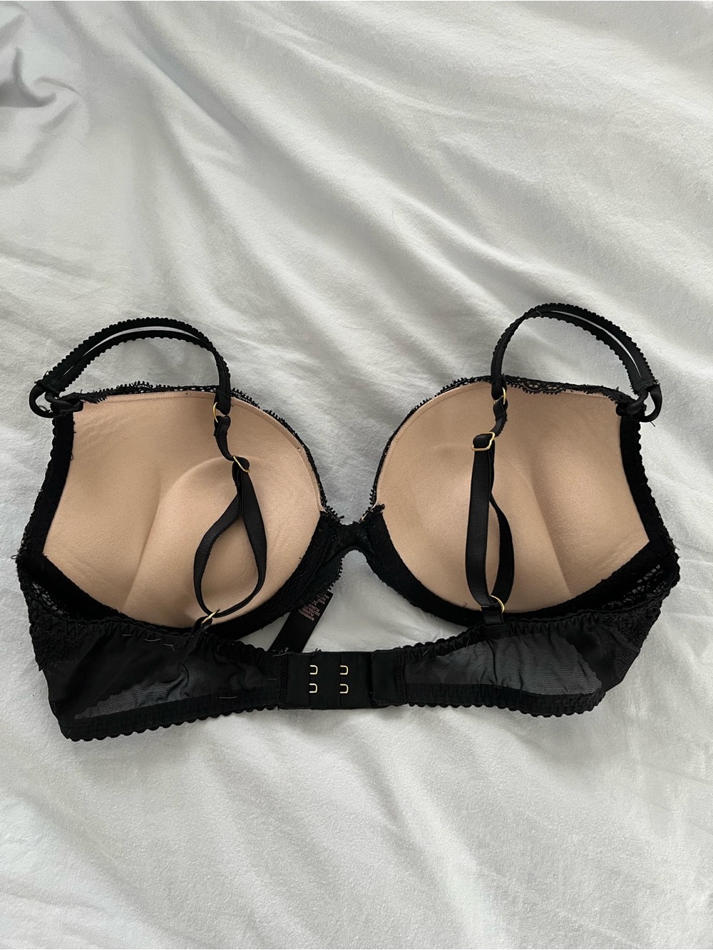Victoria’s Secret Bombshell Plunge bra - Picture 3 of 4